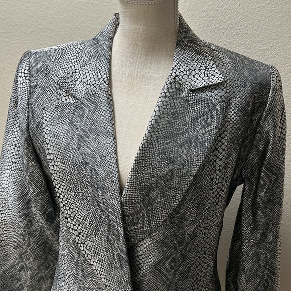 Snake print Pantsuit by Eva Polini Couture - Picture 2 of 6